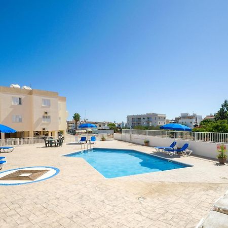 Sofia Apartment 700M Away From The Beach Paralímni Extérieur photo